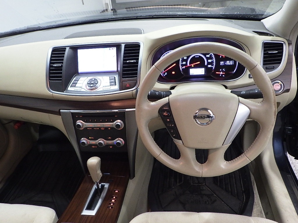 NISSAN TEANA