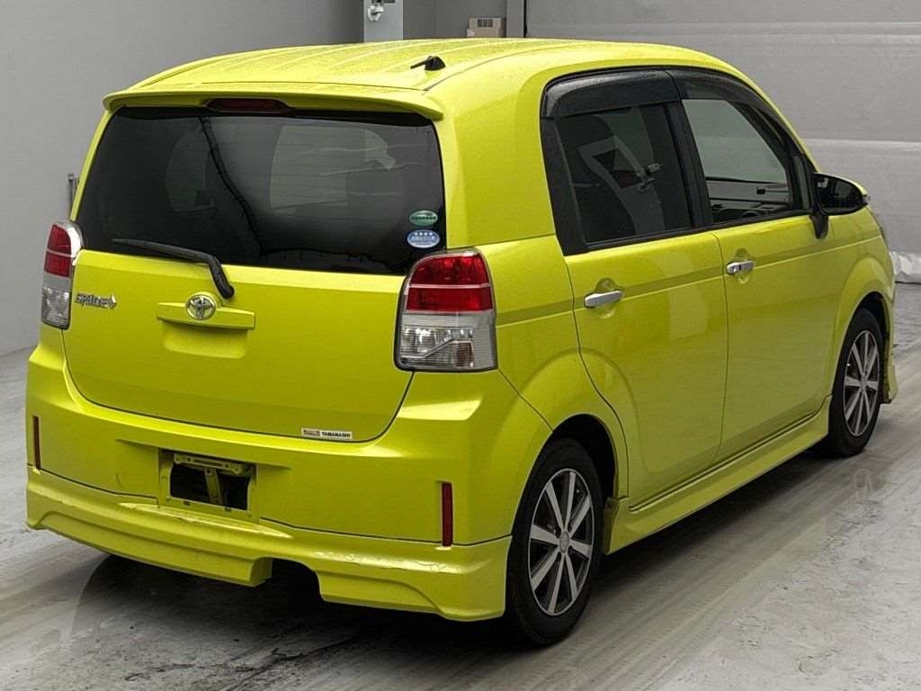 TOYOTA SPADE