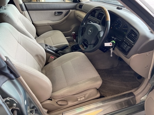 SUBARU LEGACY