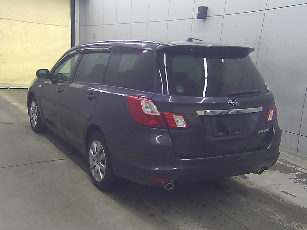 SUBARU EXIGA