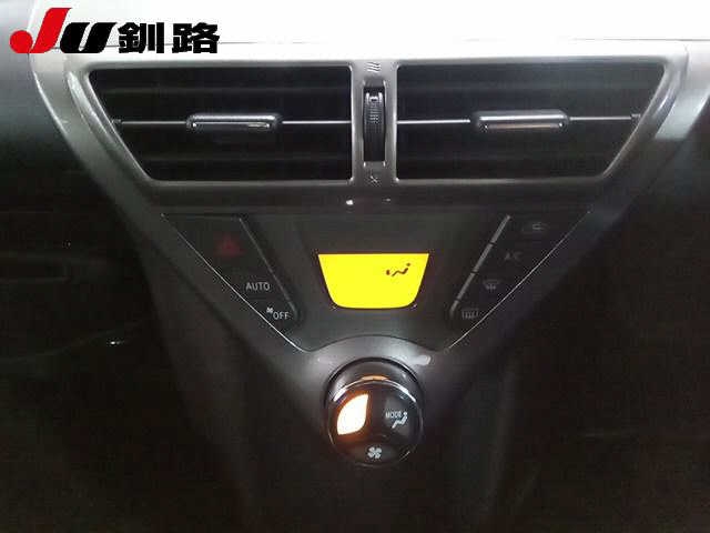 TOYOTA IQ
