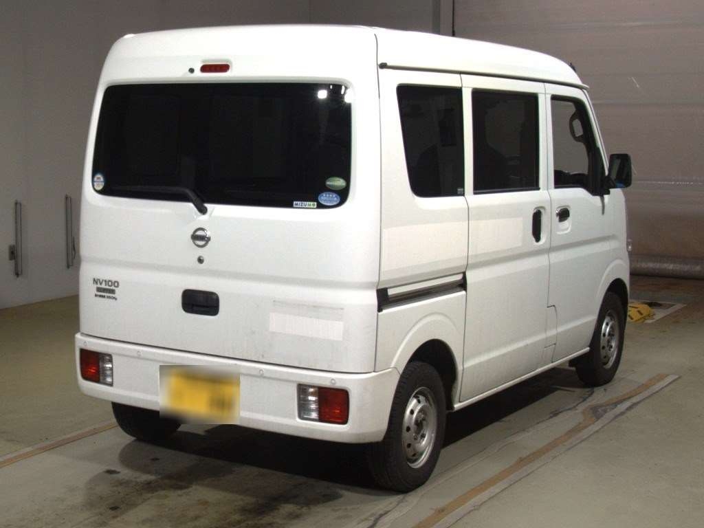 NISSAN NV100 CLIPPER