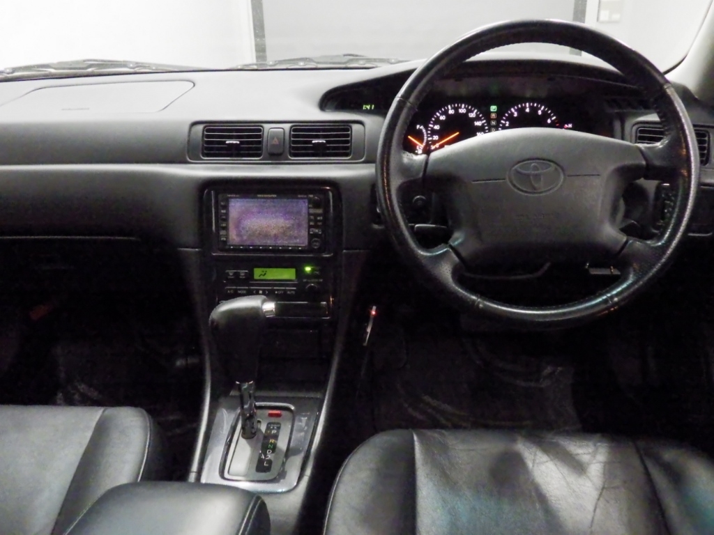 TOYOTA CAMRY GRACIA