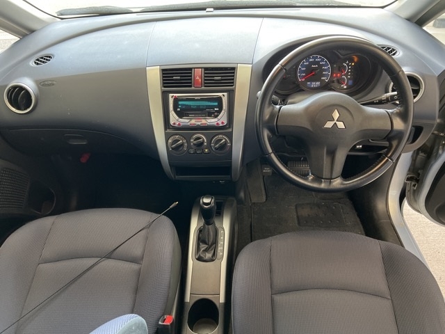 MITSUBISHI COLT PLUS
