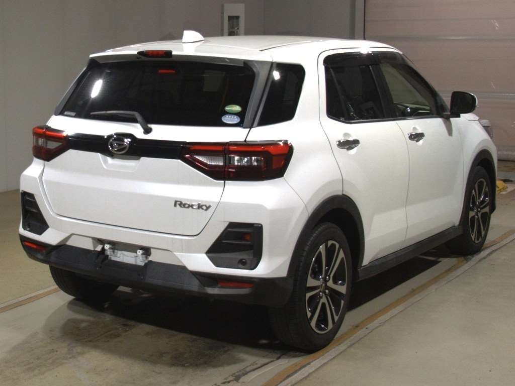 DAIHATSU ROCKY