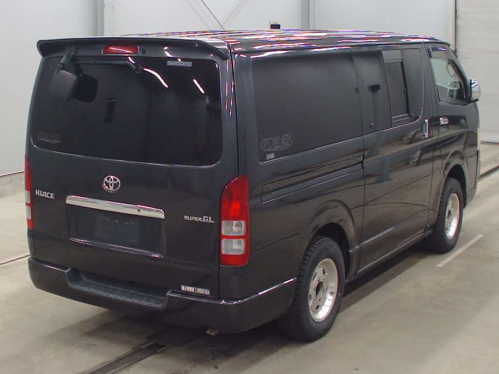 TOYOTA REGIUS ACE