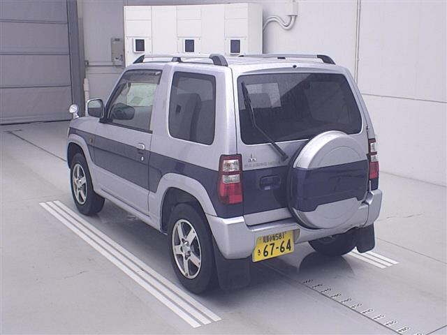 MITSUBISHI PAJERO MINI