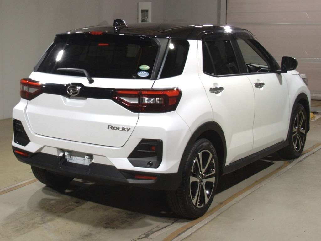 DAIHATSU ROCKY