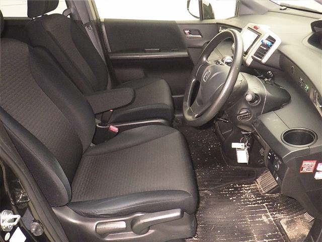 HONDA FREED SPIKE