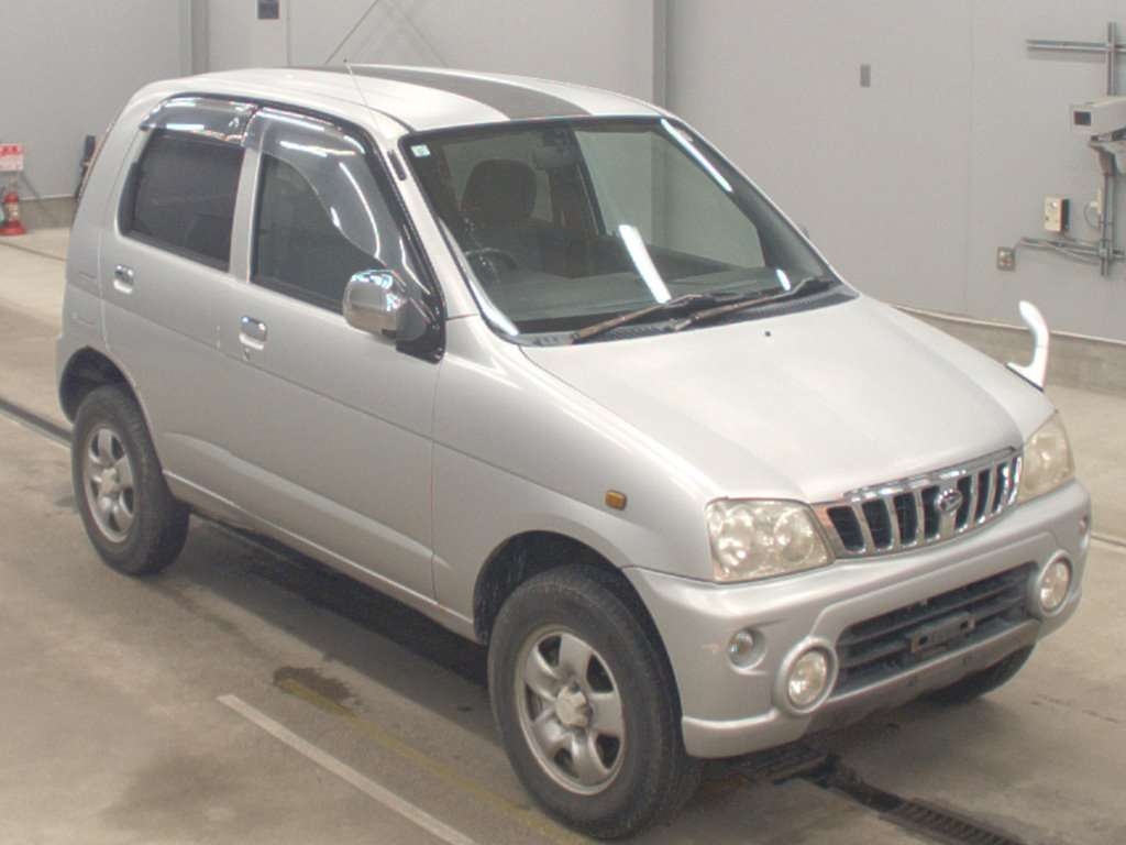 DAIHATSU TERIOS KID