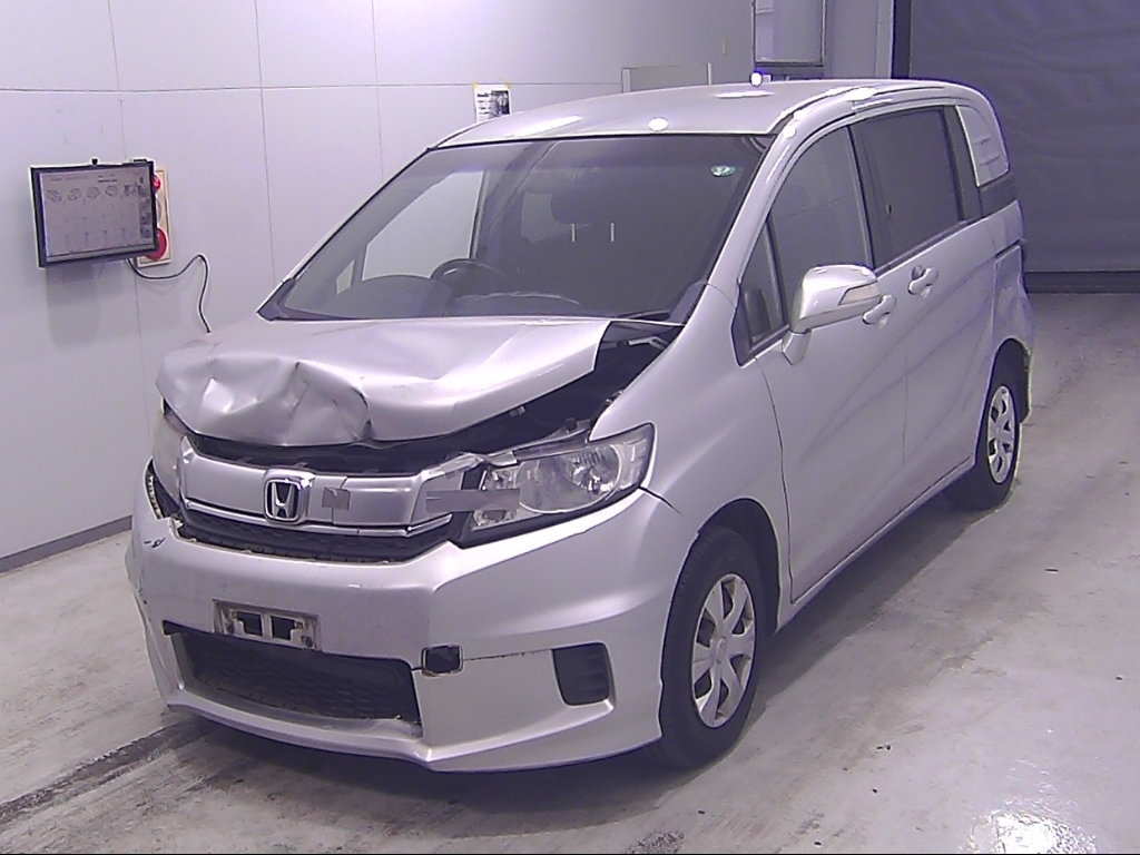 HONDA FREED SPIKE