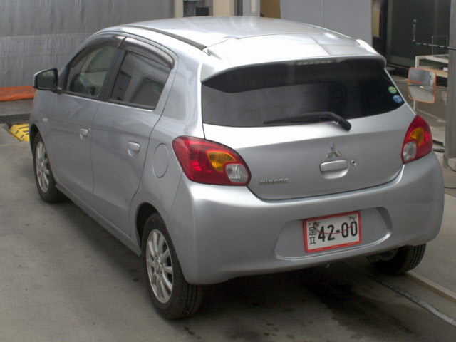 MITSUBISHI MIRAGE