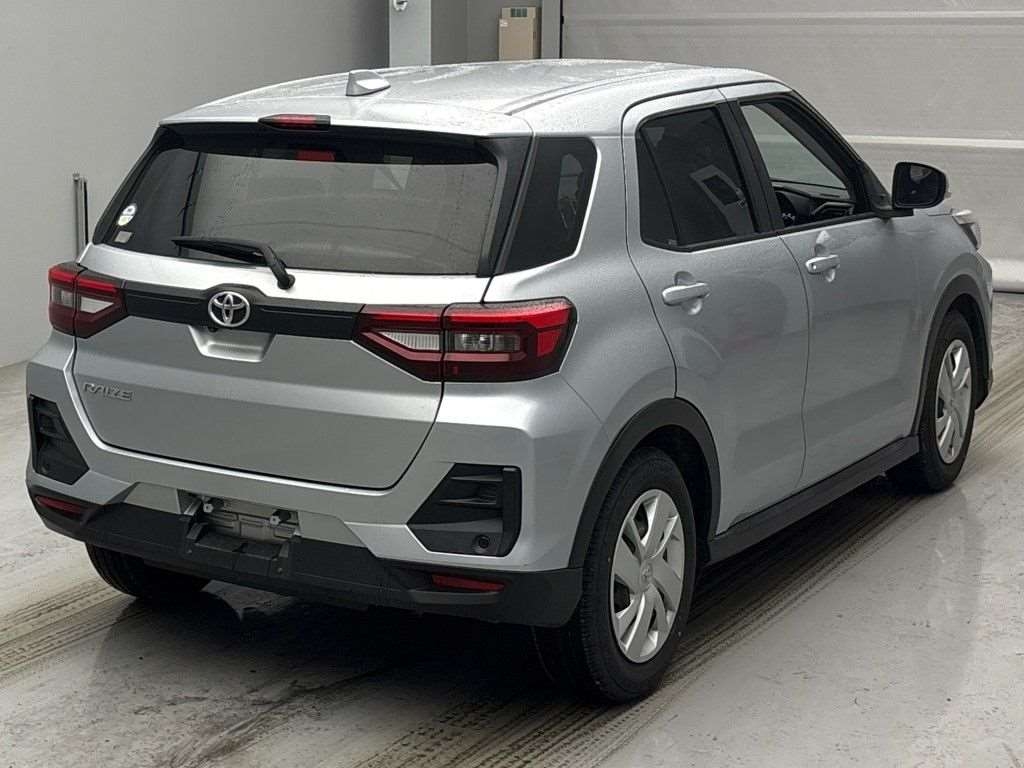 TOYOTA RAIZE