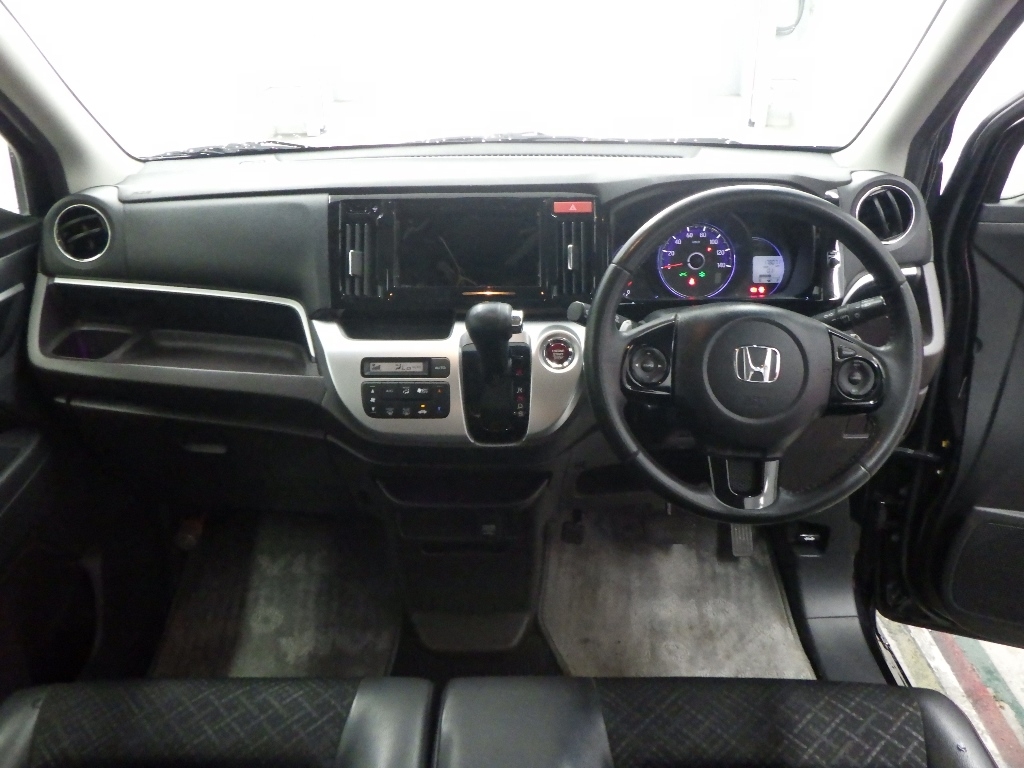 HONDA N-WGN