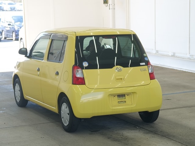 DAIHATSU ESSE