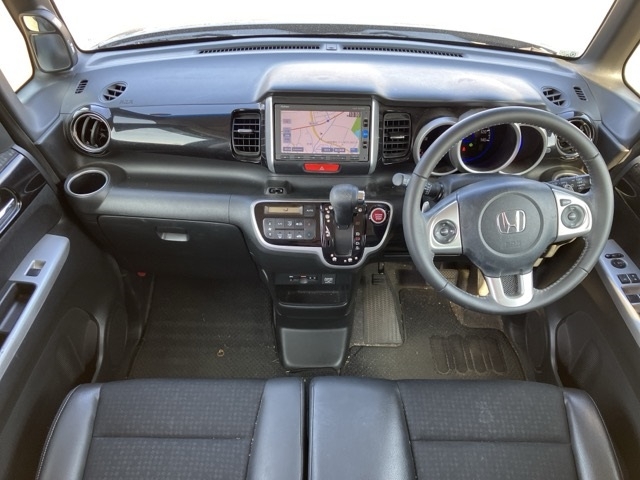 HONDA N-BOX+