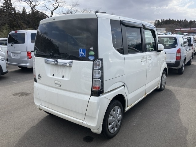 HONDA N-BOX+