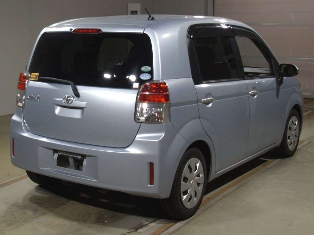 TOYOTA SPADE