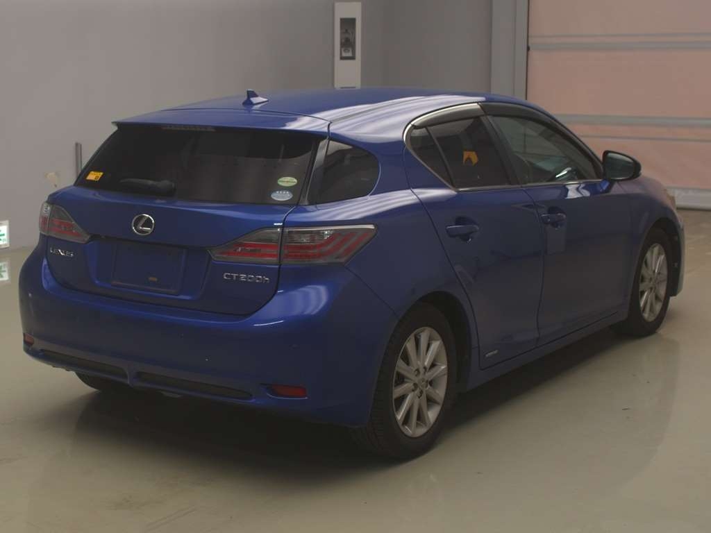 LEXUS CT200H