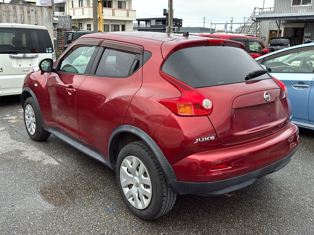 NISSAN JUKE