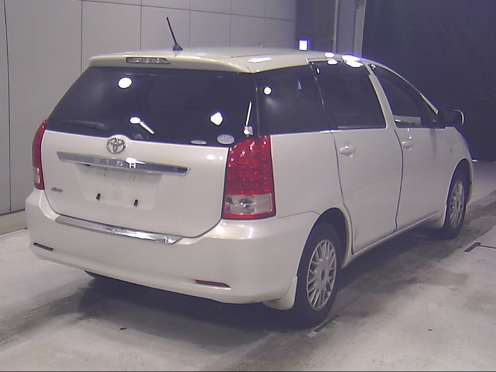 TOYOTA WISH