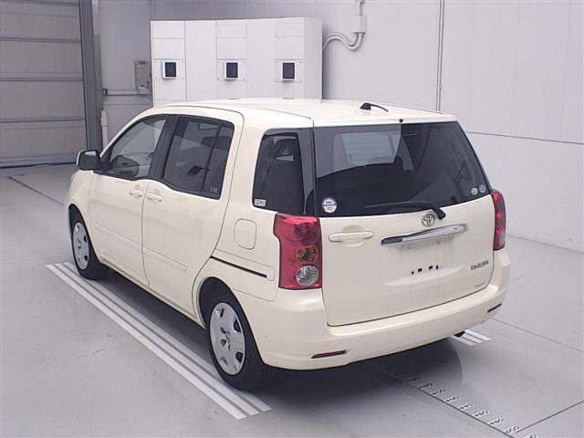 TOYOTA RAUM