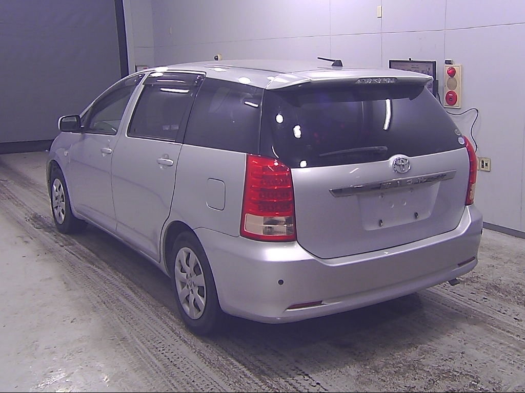TOYOTA WISH
