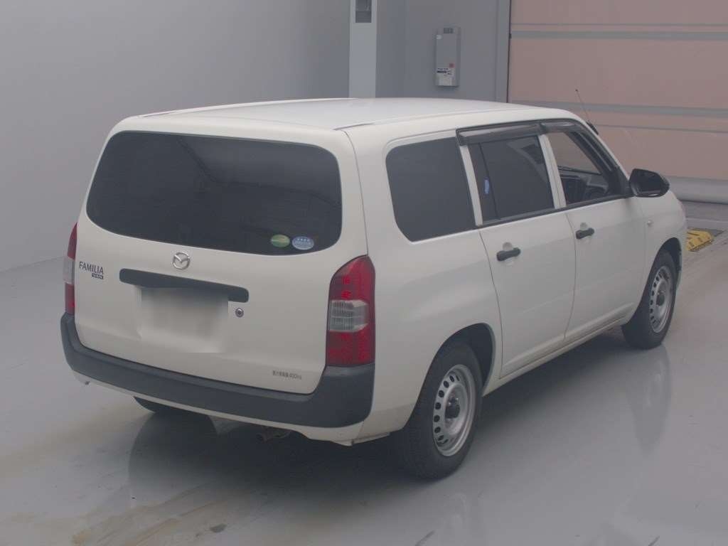 MAZDA FAMILIA