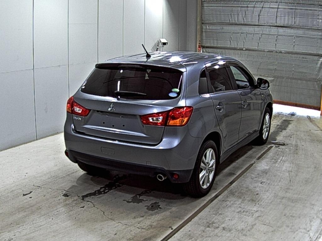 MITSUBISHI RVR