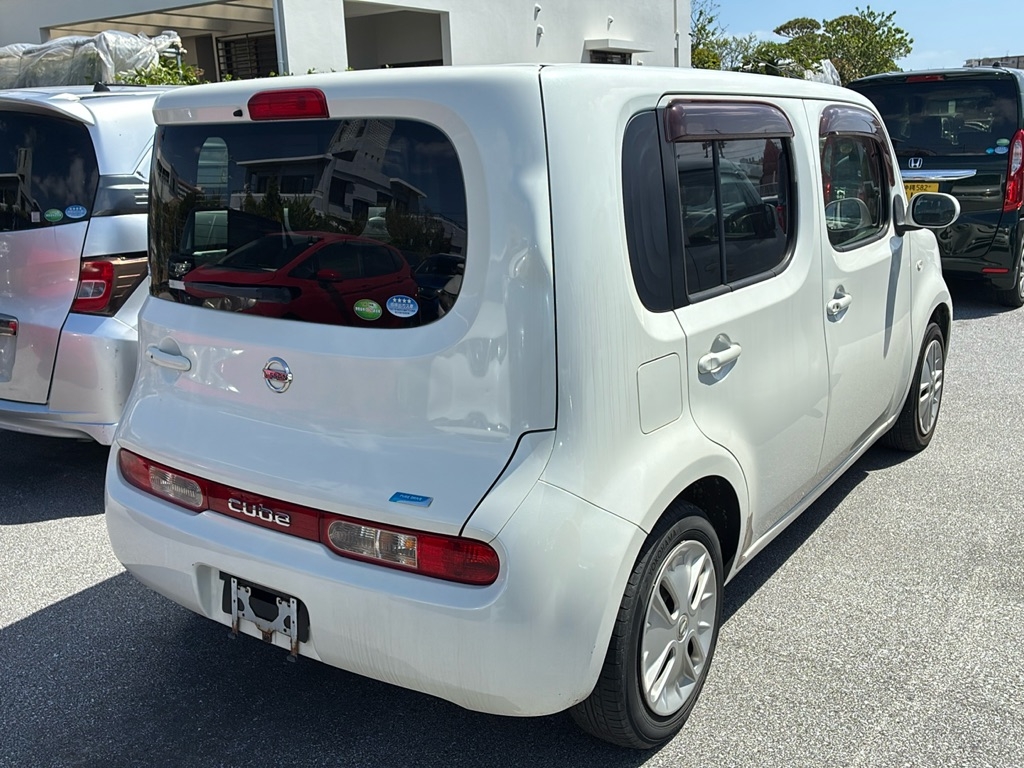 NISSAN CUBE