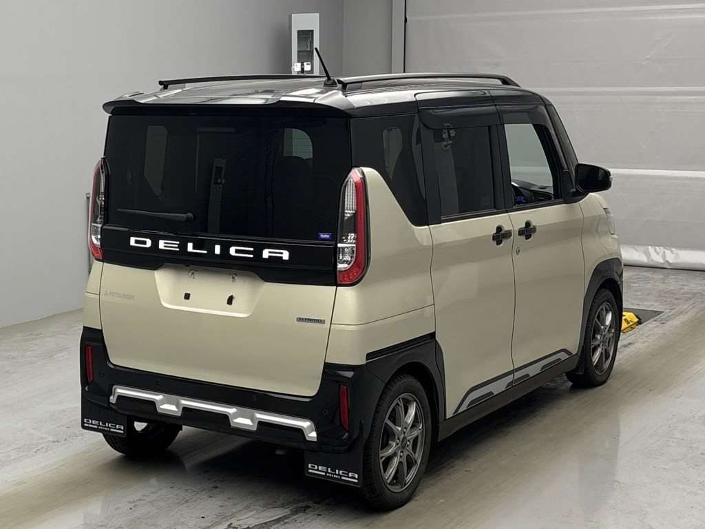 MITSUBISHI DELICA MINI