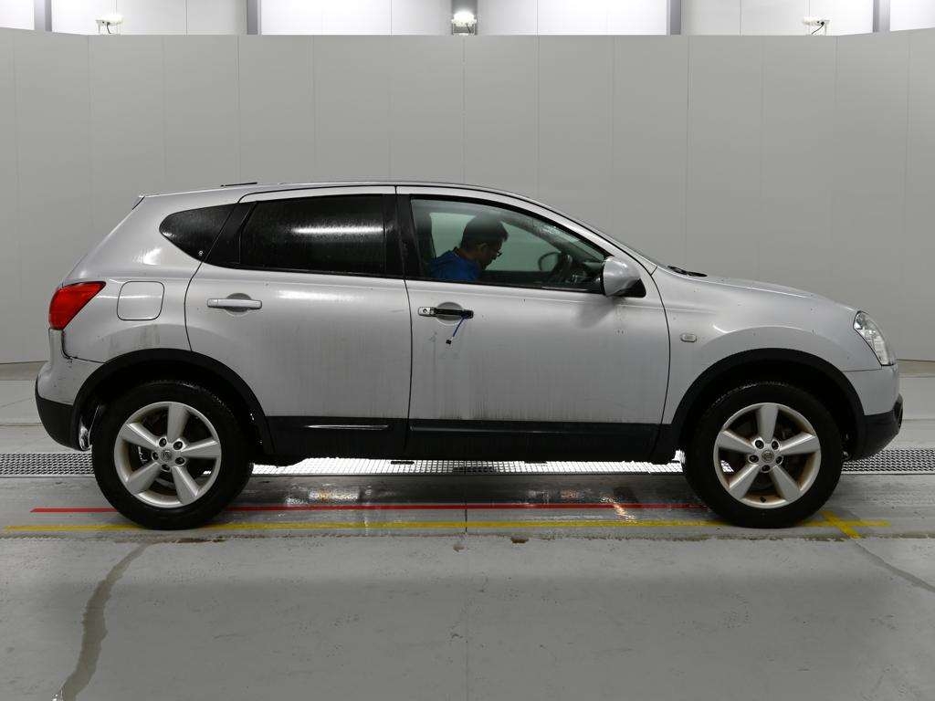 NISSAN DUALIS