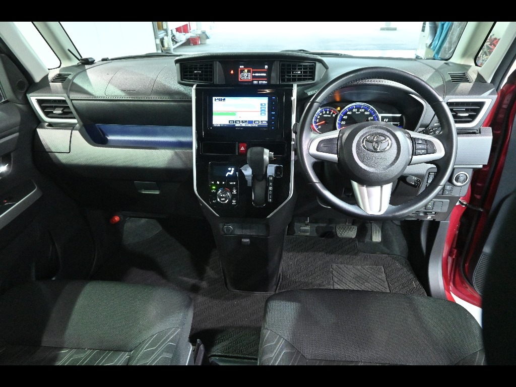 TOYOTA TANK