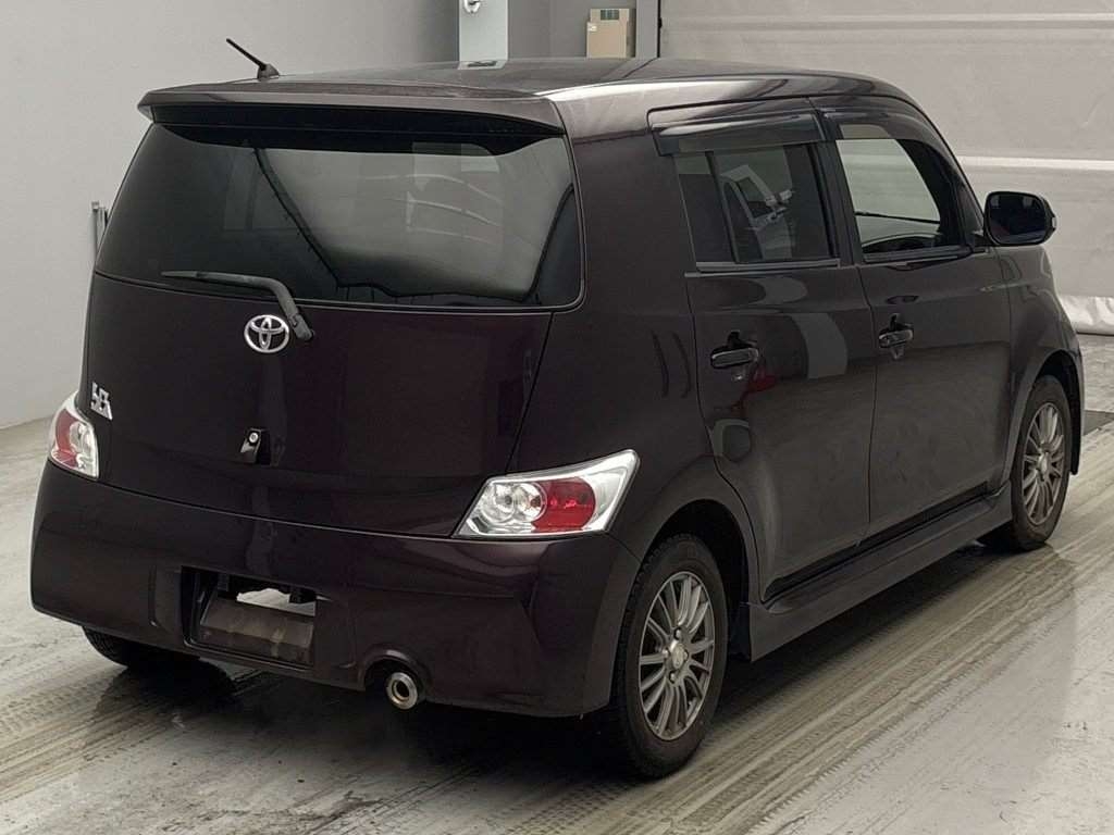 TOYOTA BB