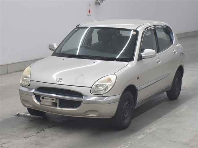 TOYOTA DUET