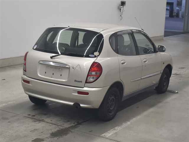 TOYOTA DUET