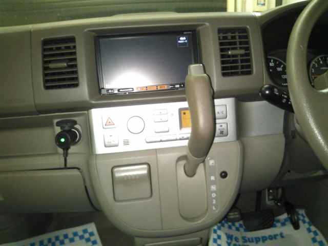 NISSAN NV100 CLIPPER