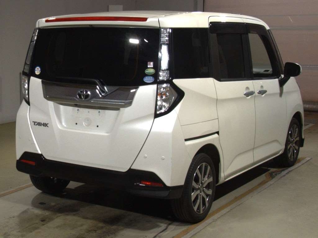 TOYOTA TANK