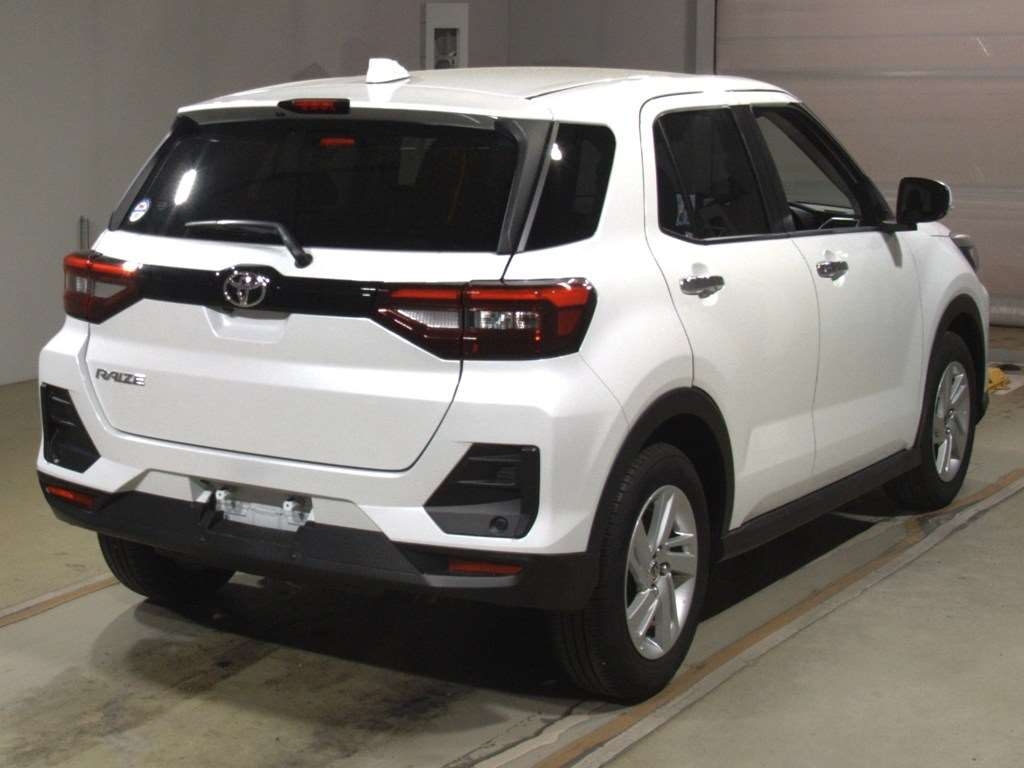 TOYOTA RAIZE