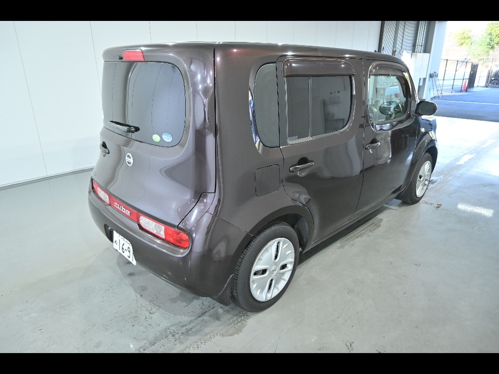 NISSAN CUBE