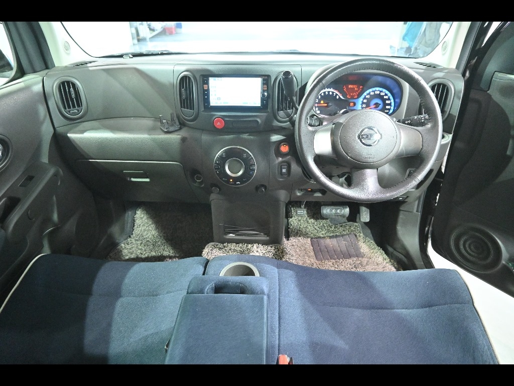 NISSAN CUBE
