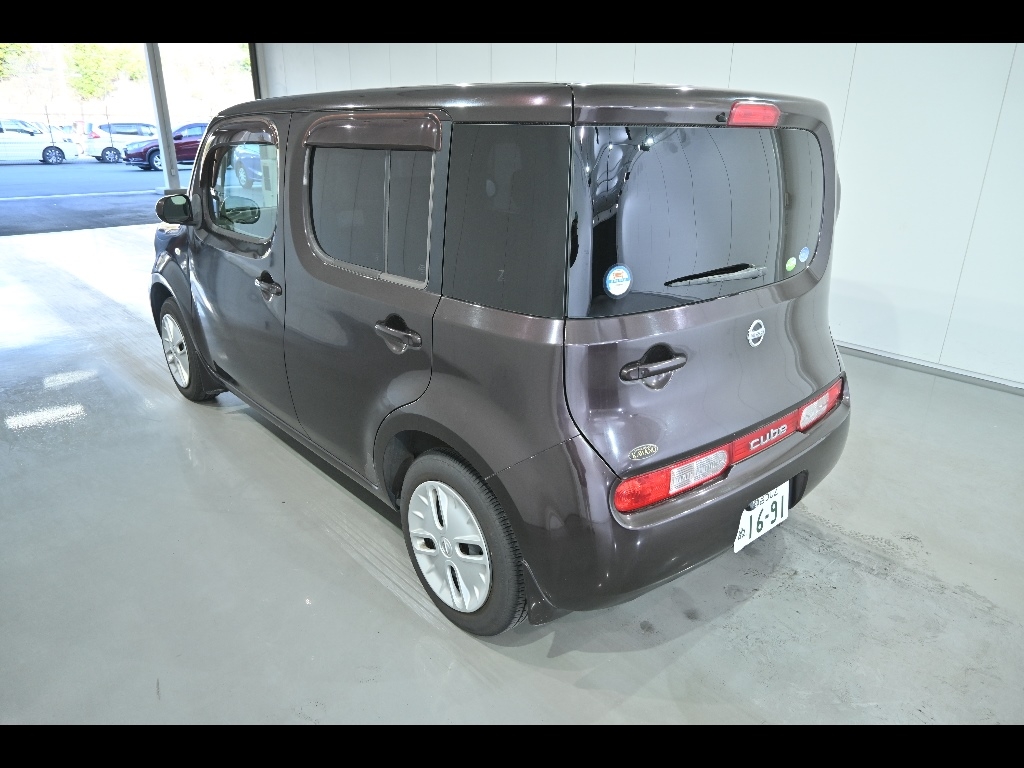 NISSAN CUBE