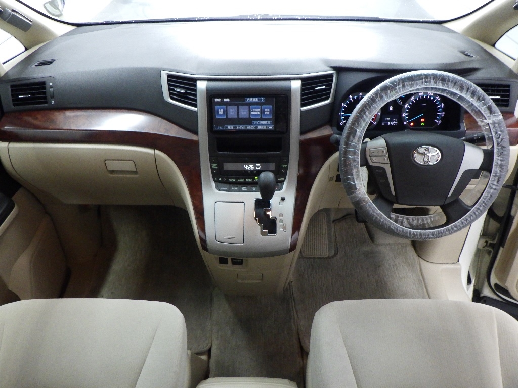 TOYOTA ALPHARD