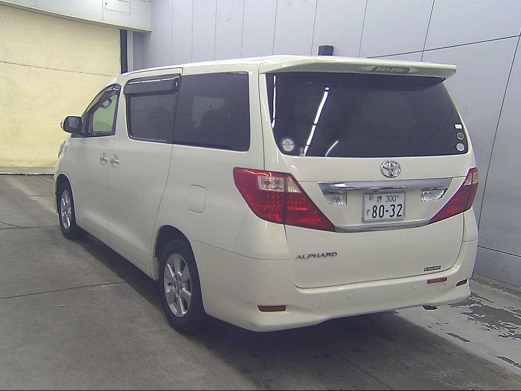 TOYOTA ALPHARD