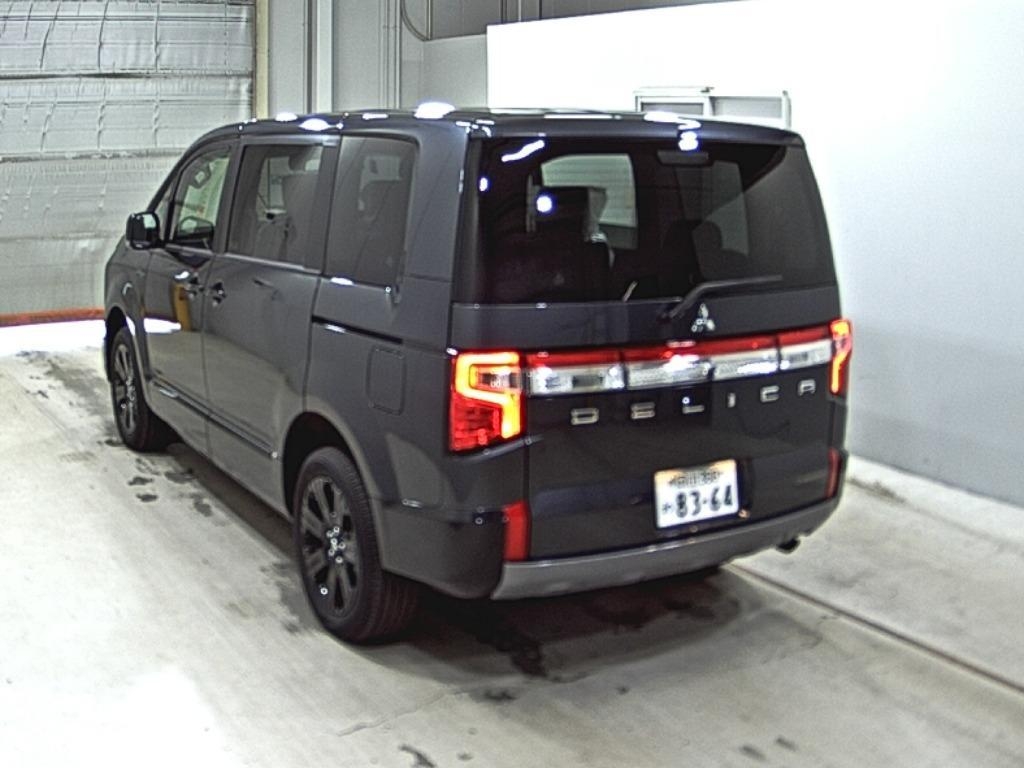 MITSUBISHI DELICA D:5