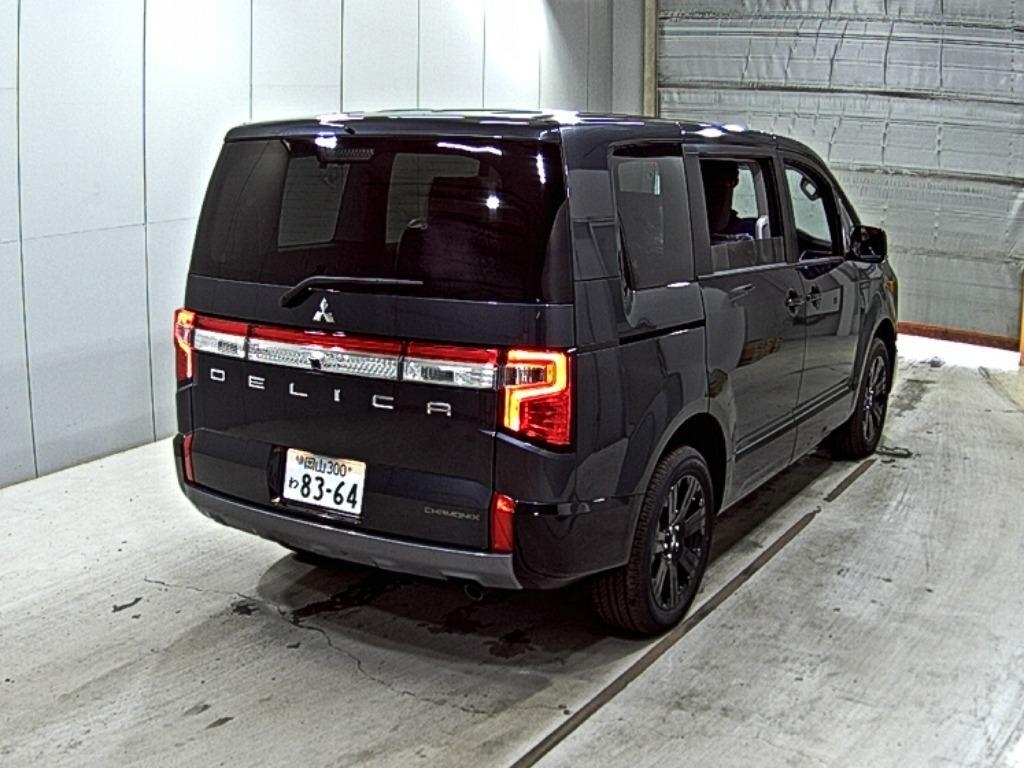 MITSUBISHI DELICA D:5