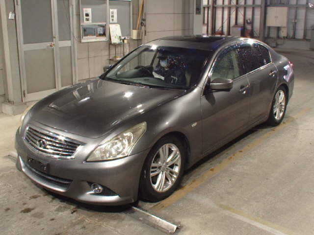 NISSAN SKYLINE