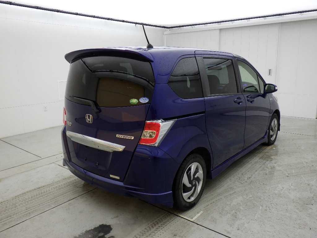 HONDA FREED