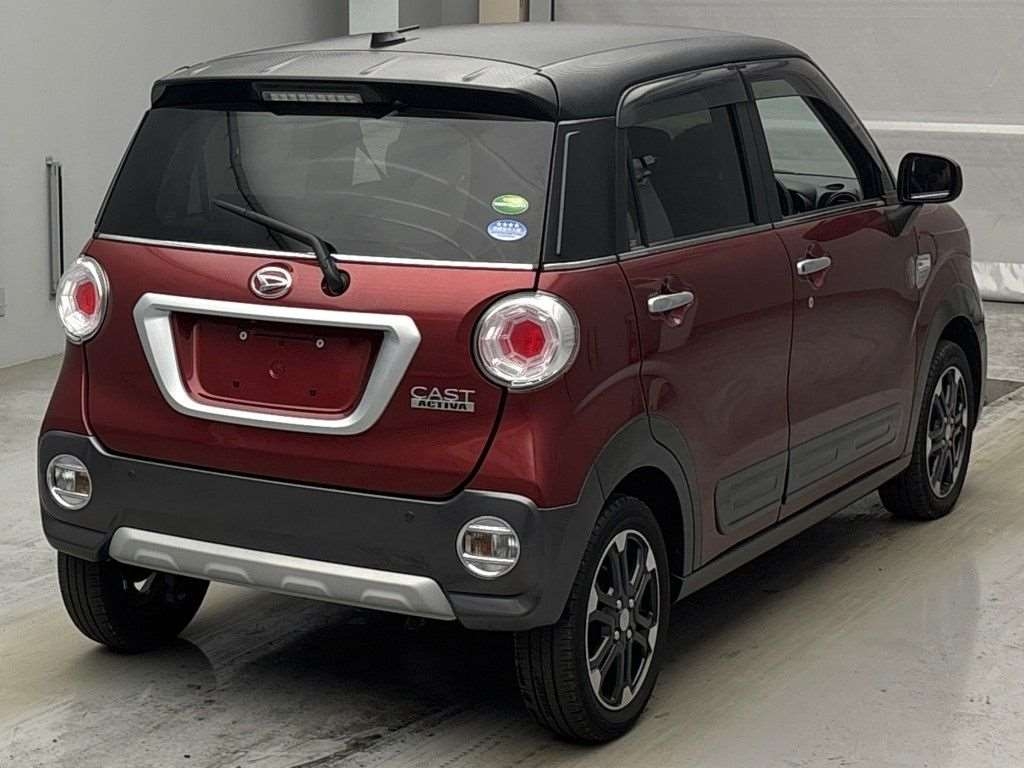 DAIHATSU CAST