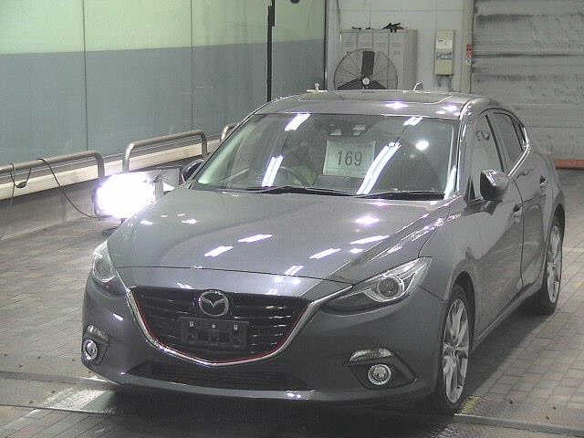 MAZDA AXELA